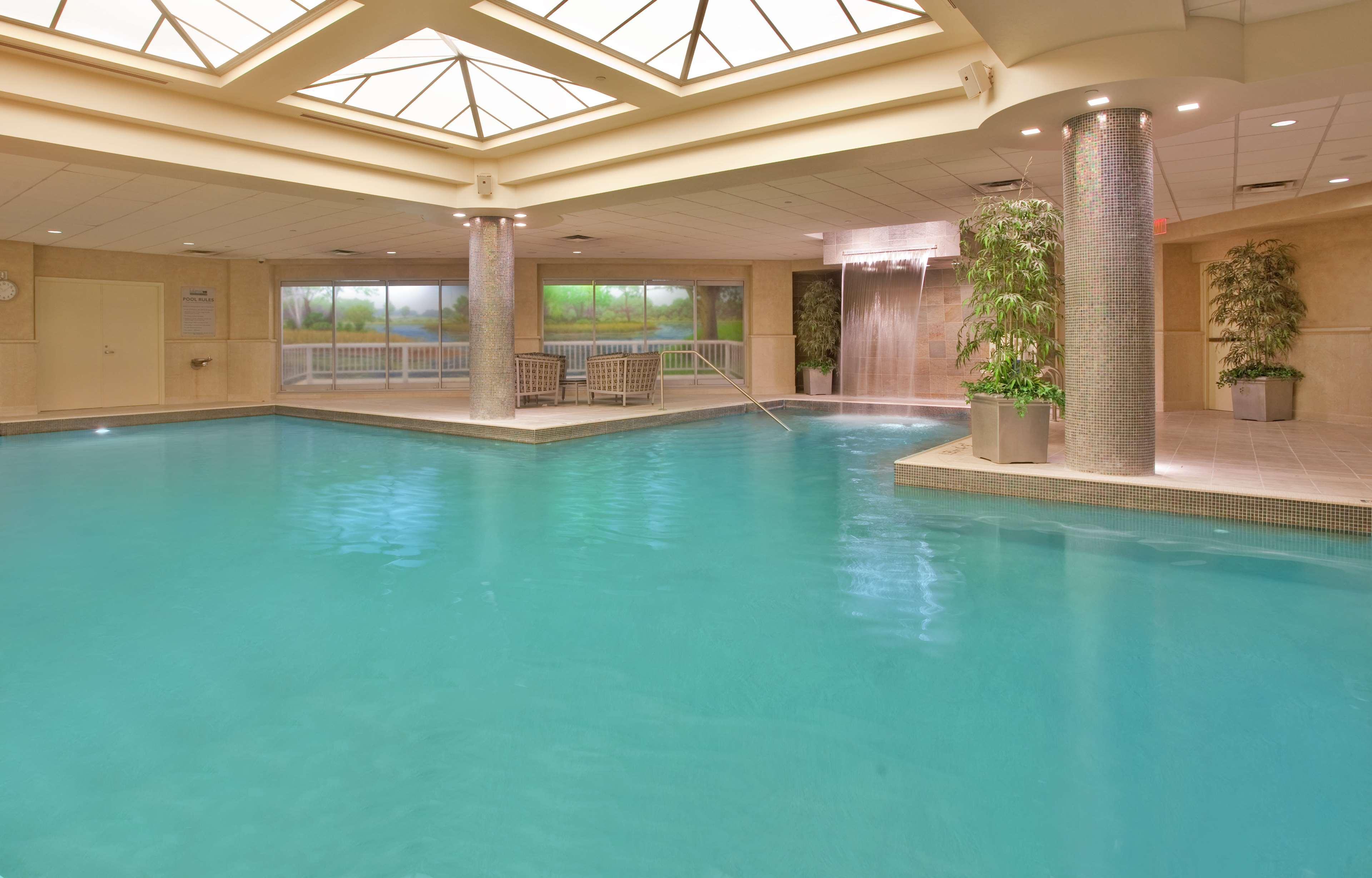 Radisson Plaza Hotel And Suites كالامازو المظهر الخارجي الصورة